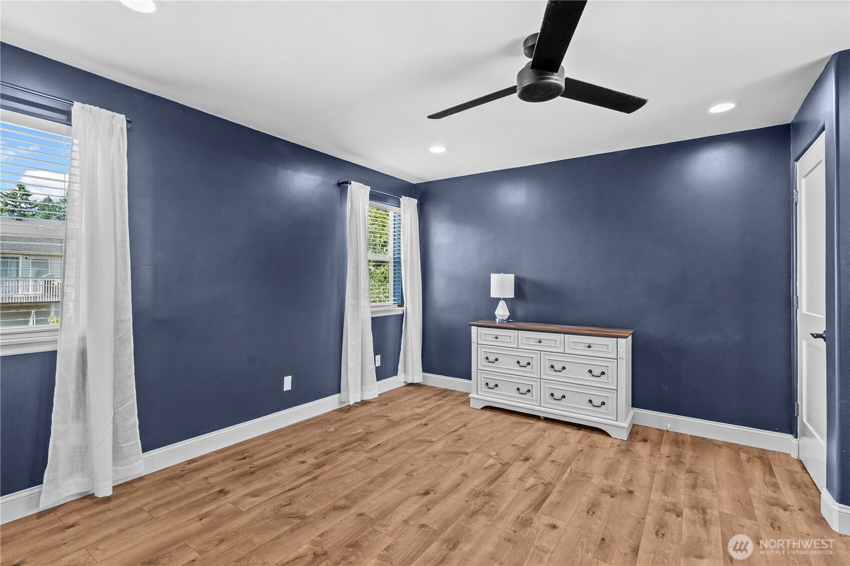 15910 42nd Avenue Ct Property Photo 9