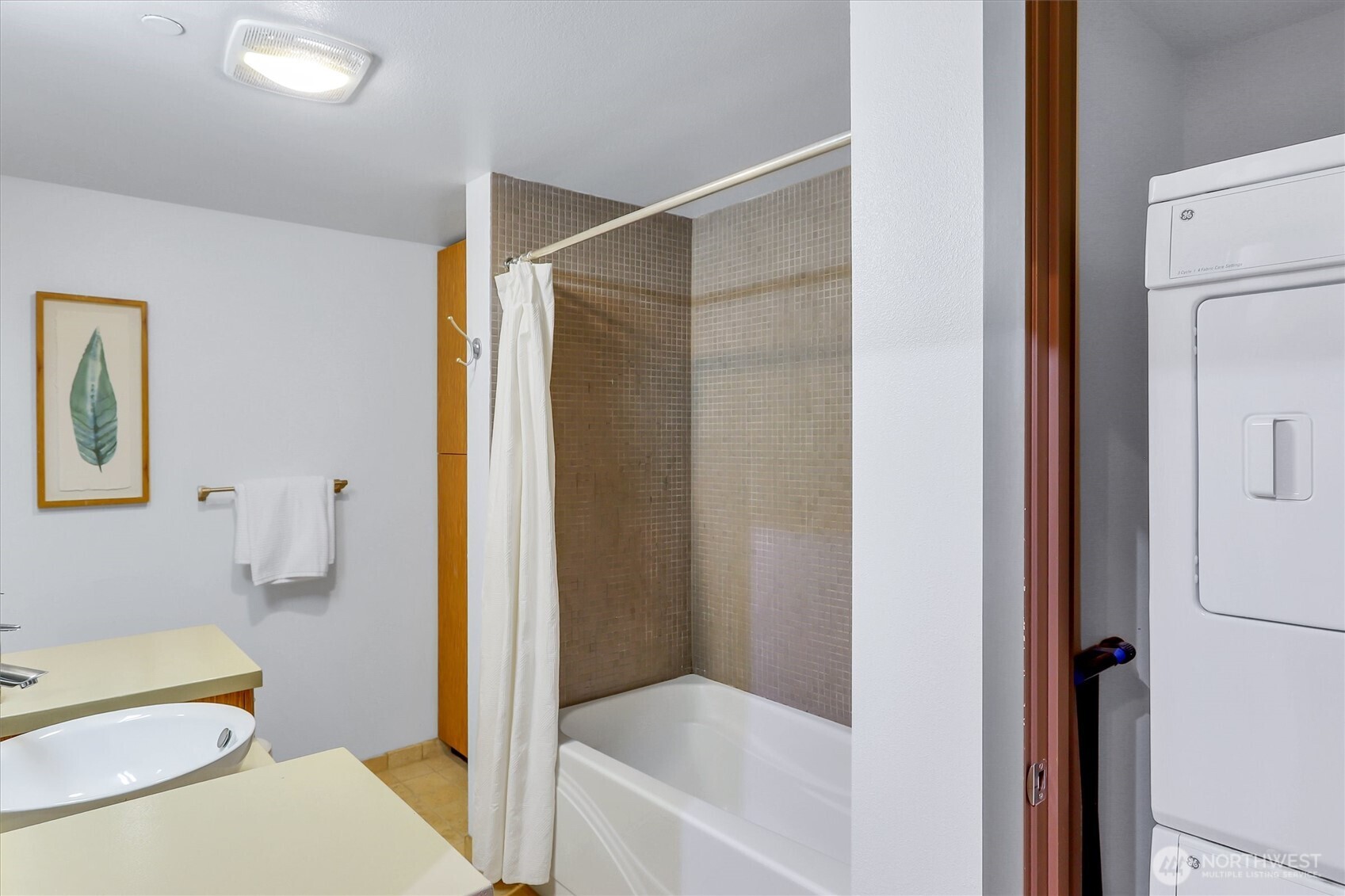 413 Ne 70th Street 309 Property Photo 19