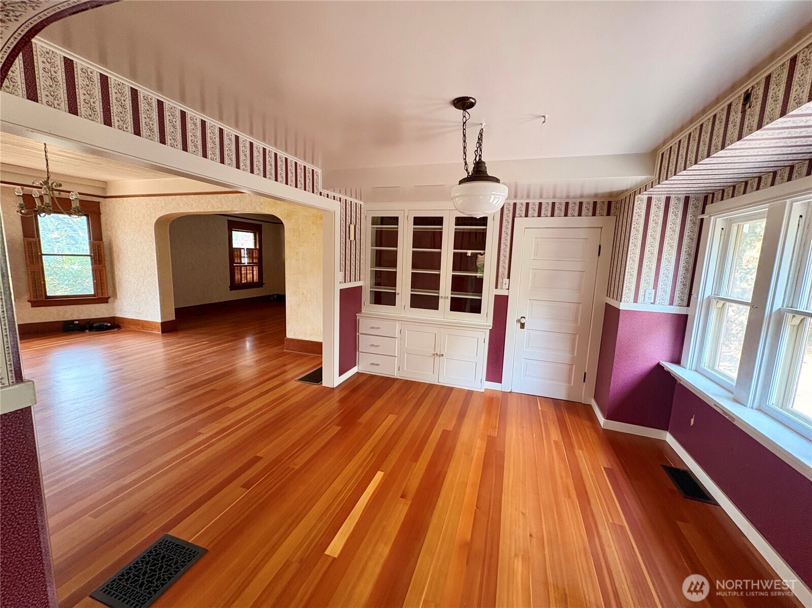 1127 Fern Avenue Property Photo 7