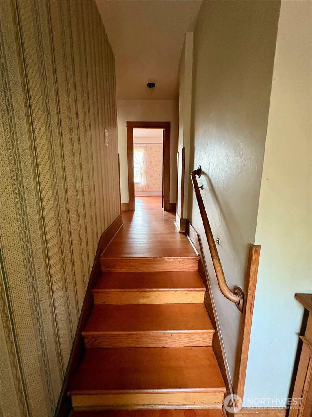 1127 Fern Avenue Property Photo 12