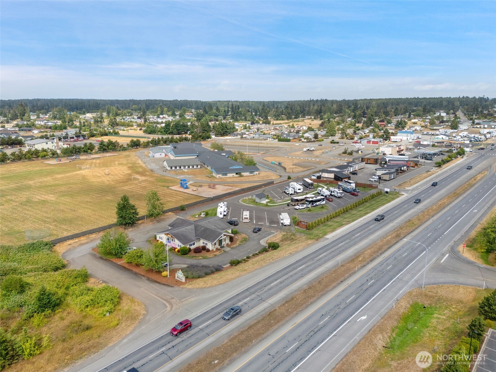 261043 Highway 101 C Property Photo 19