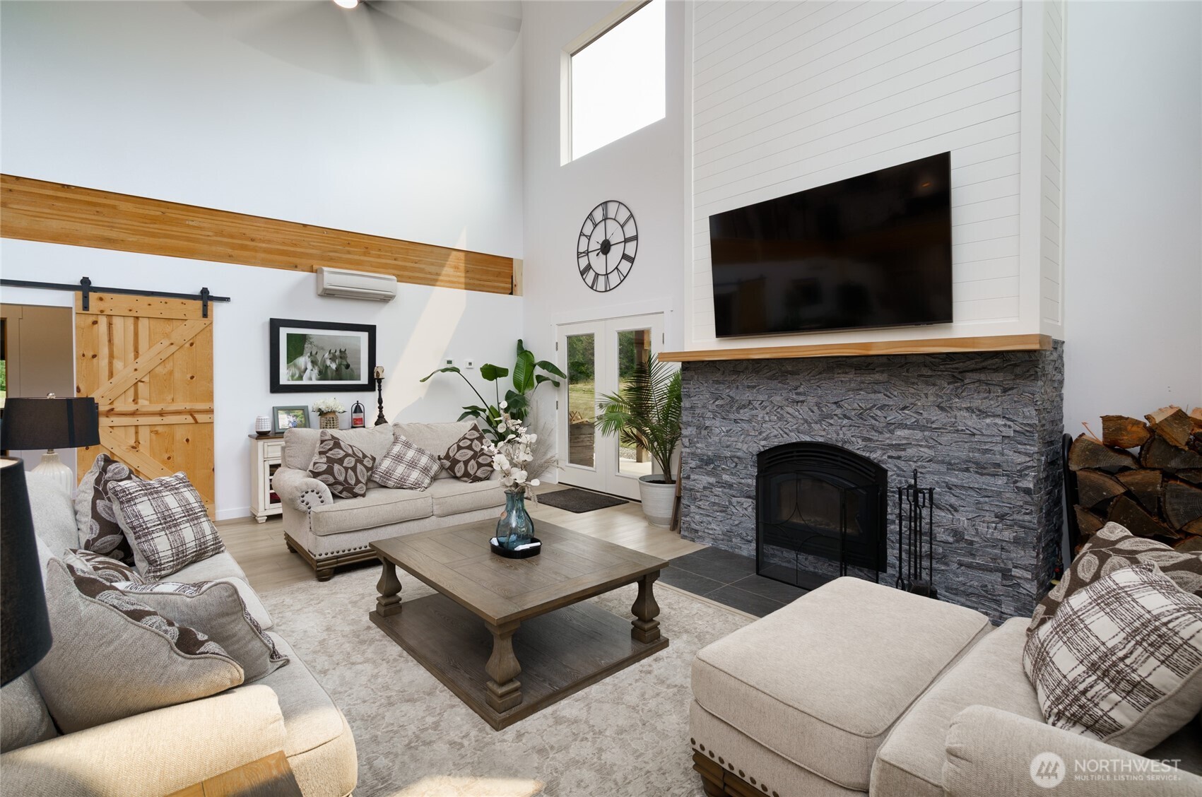22257 Grip Road Property Photo 10