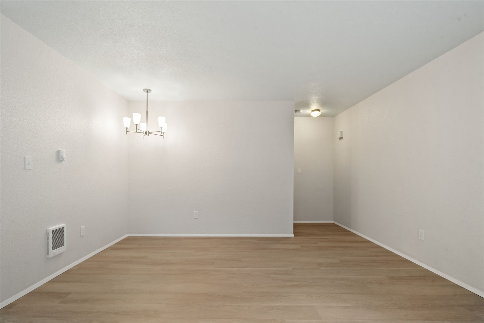 5608 99th Street Ct Property Photo 6