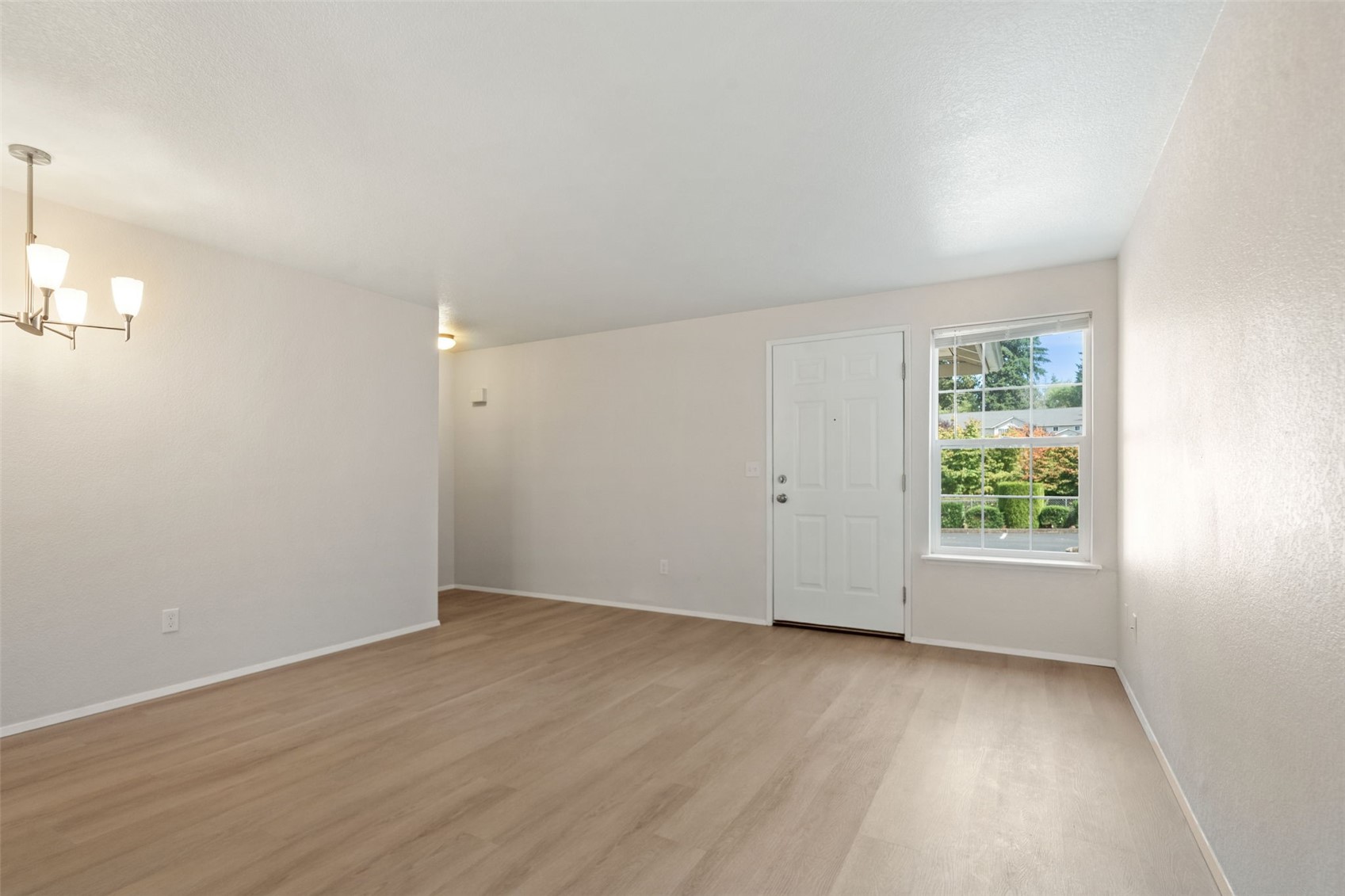 5608 99th Street Ct Property Photo 7