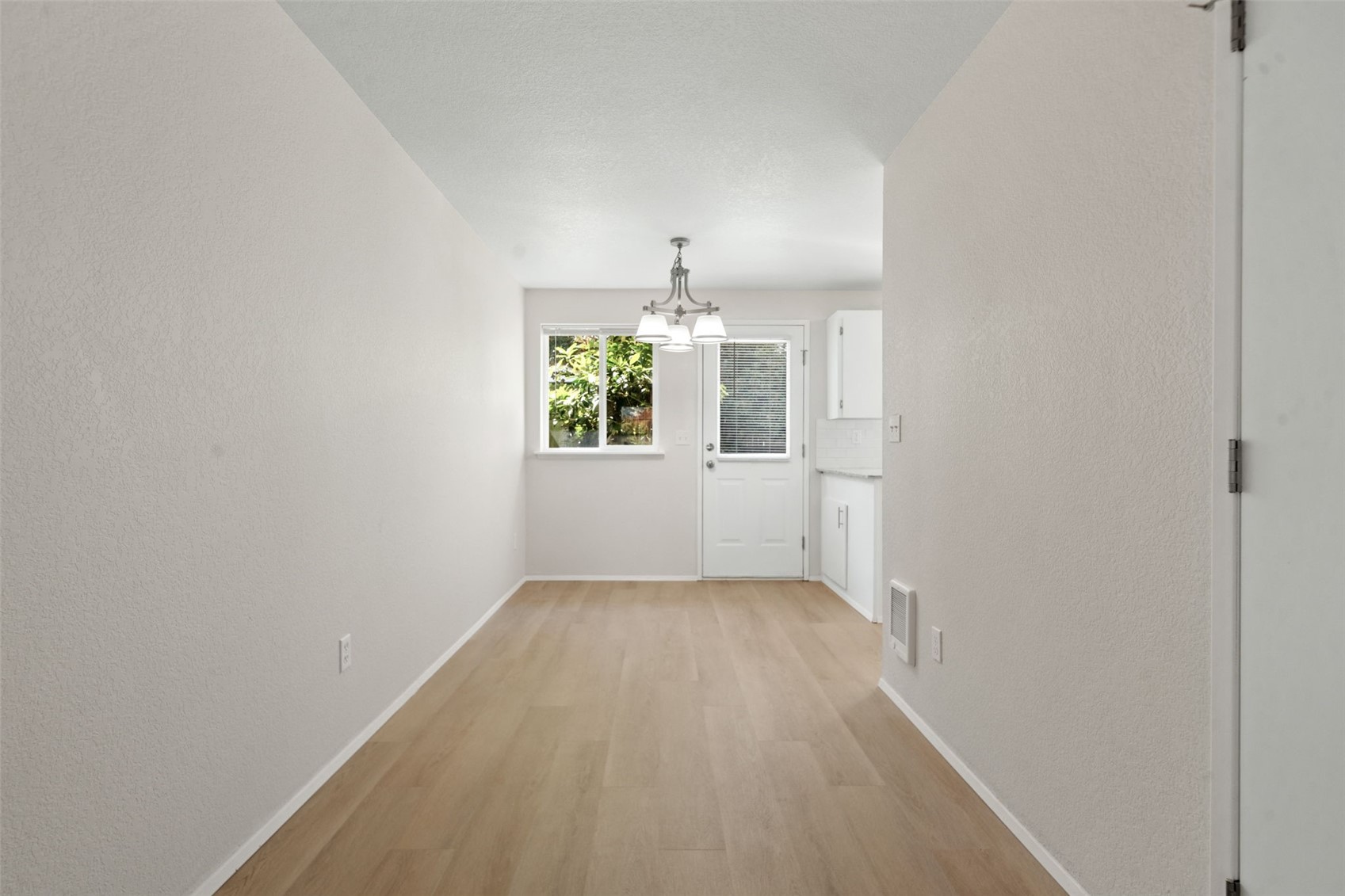 5608 99th Street Ct Property Photo 9