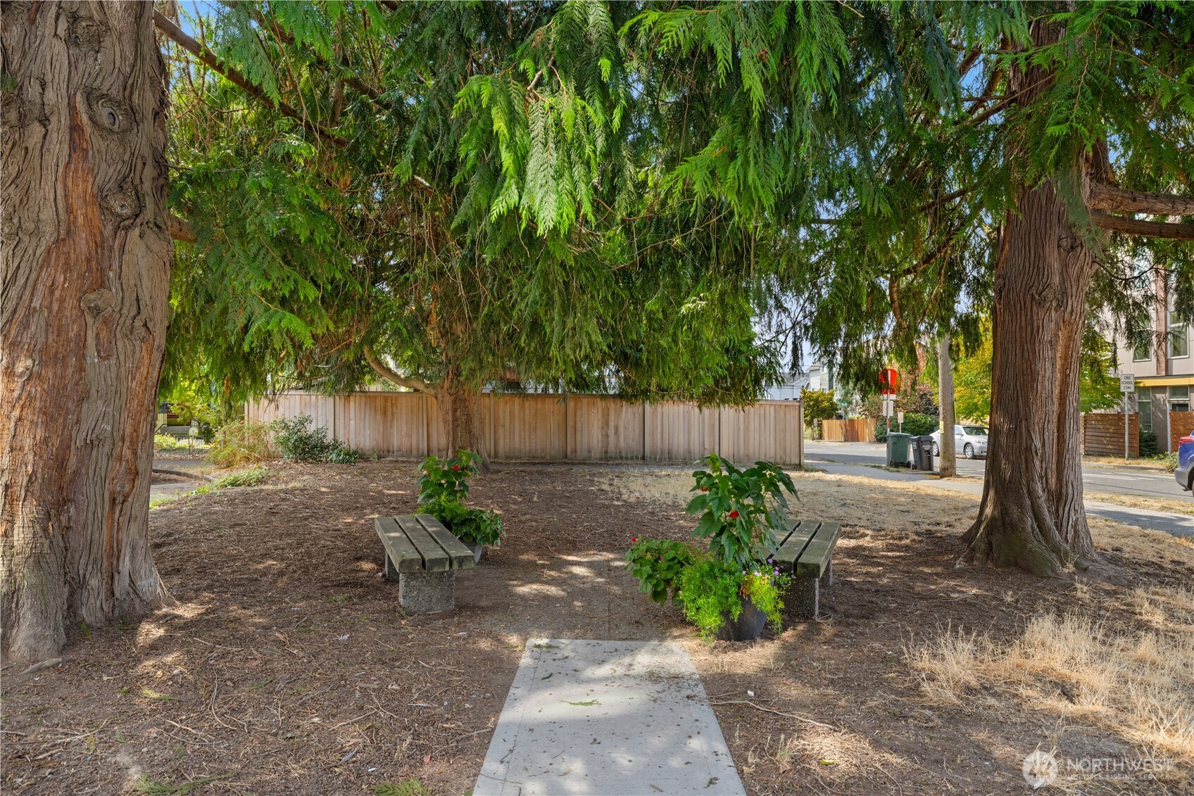 2454 Nw 60th Street Property Photo 27