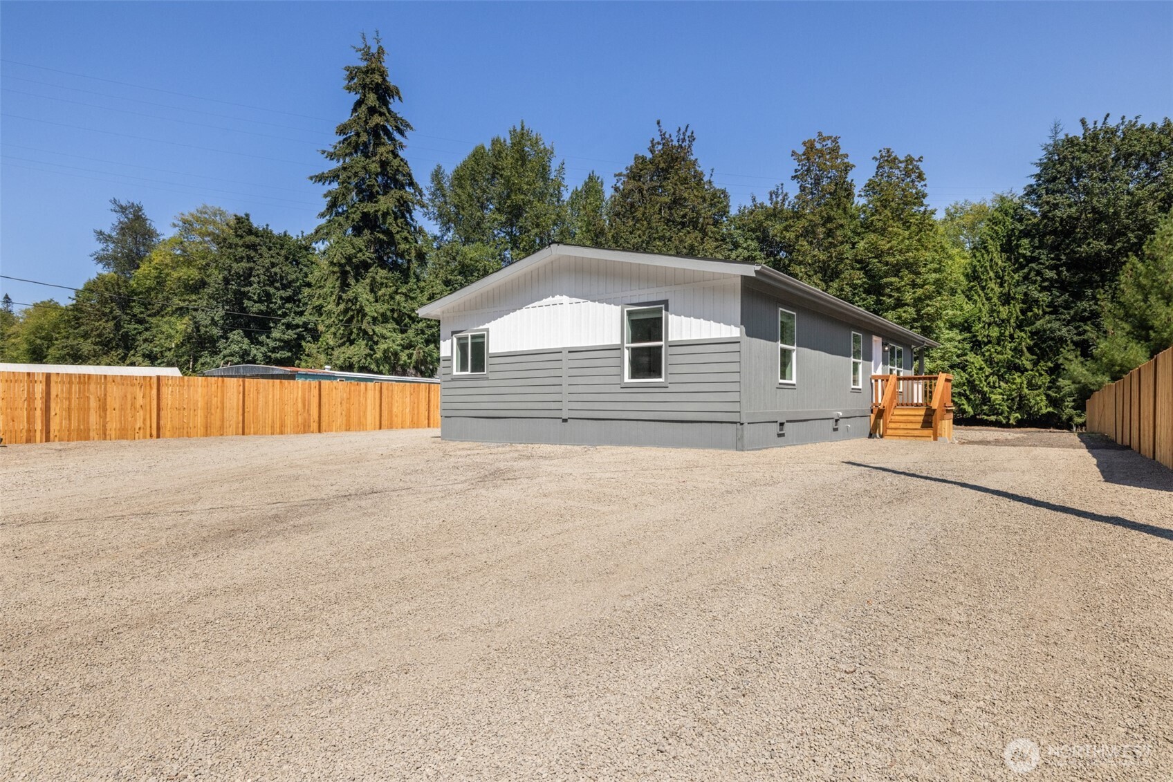 693 S Alder Lane Property Photo 40