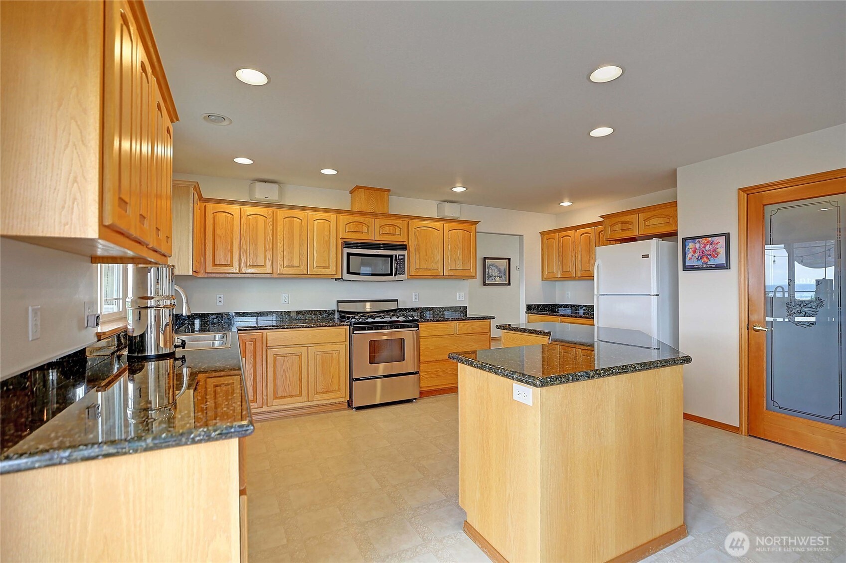 510 Sunnycrest Lane Property Photo 8