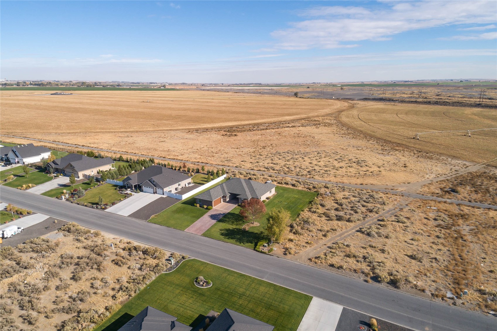 8071 Dune Lake Road Property Photo 2