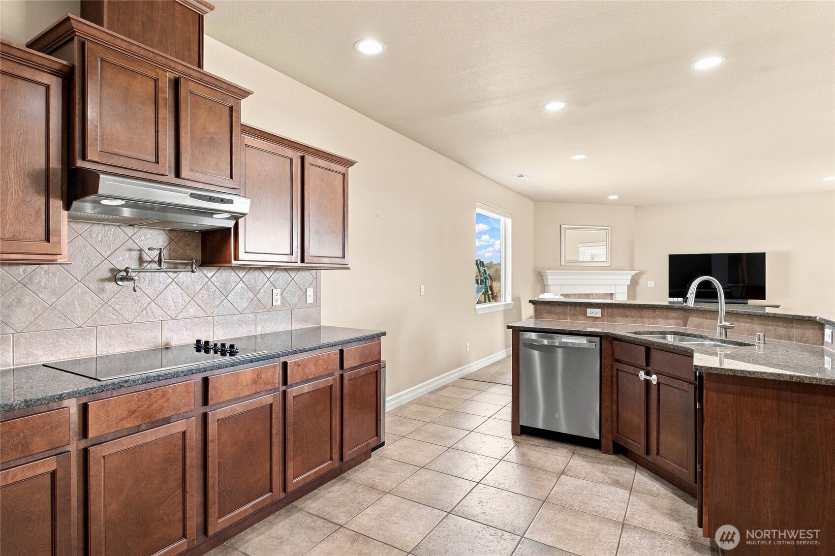 8071 Dune Lake Road Property Photo 11