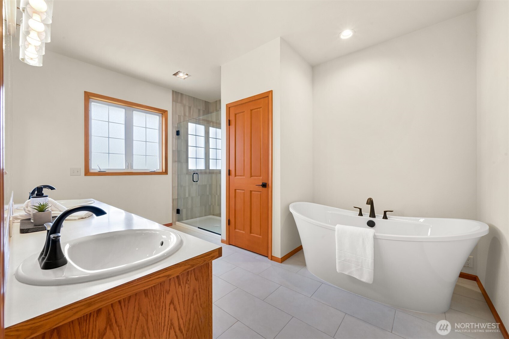 5887 Bay Pine Court Property Photo 23