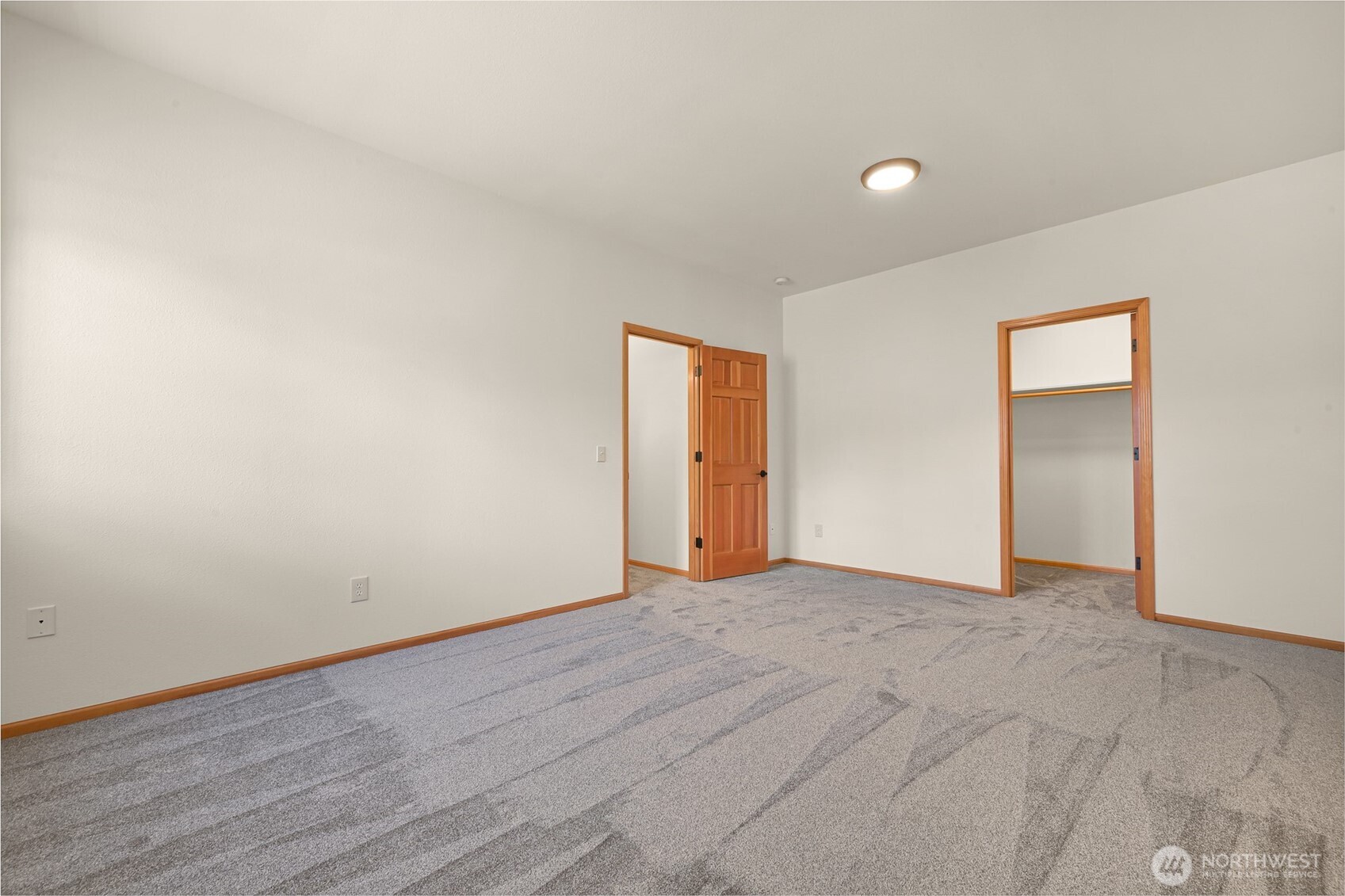 5887 Bay Pine Court Property Photo 27