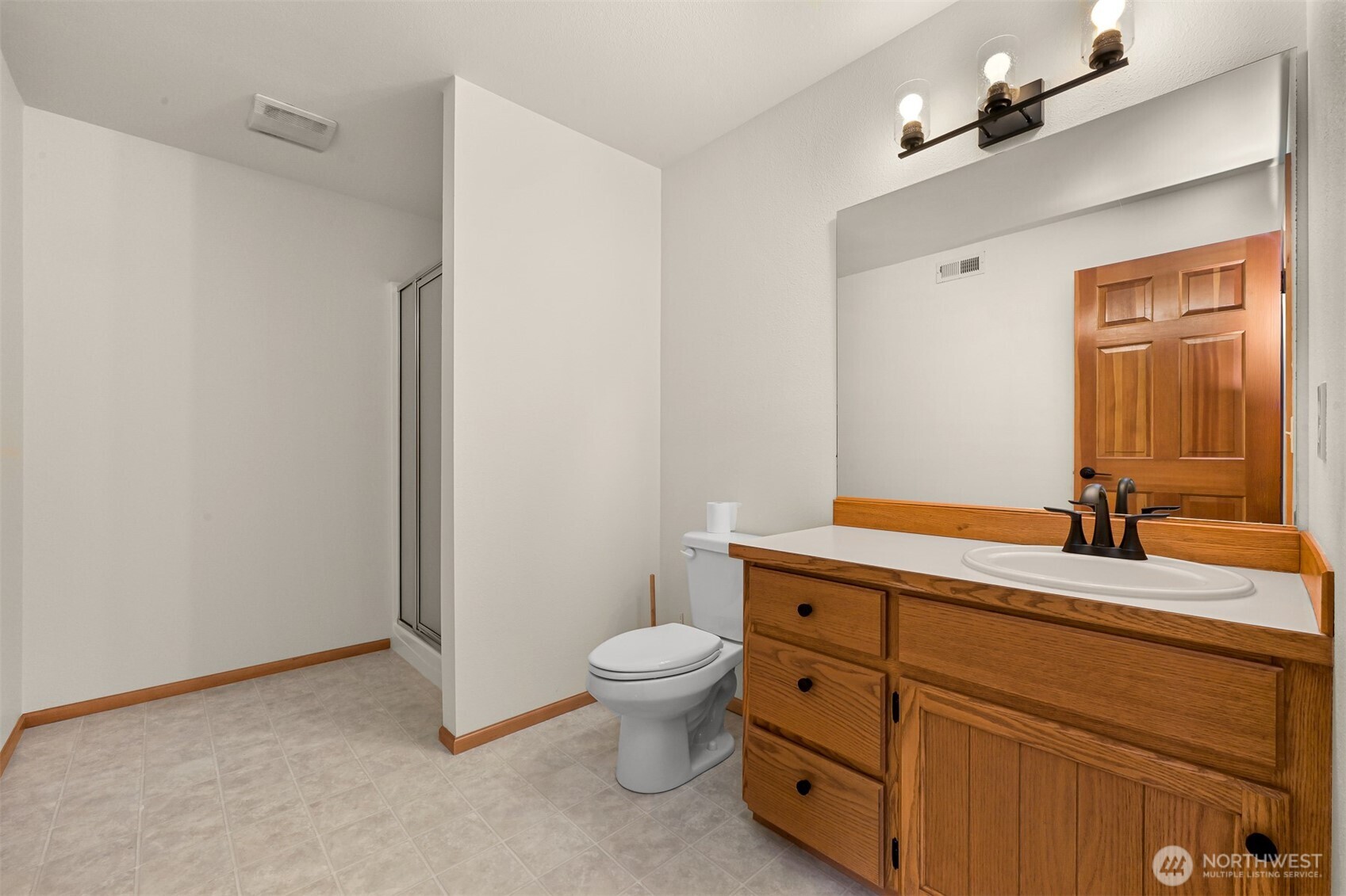 5887 Bay Pine Court Property Photo 35