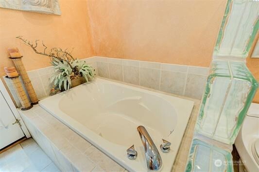 820 Meadowlark Lane Property Photo 17
