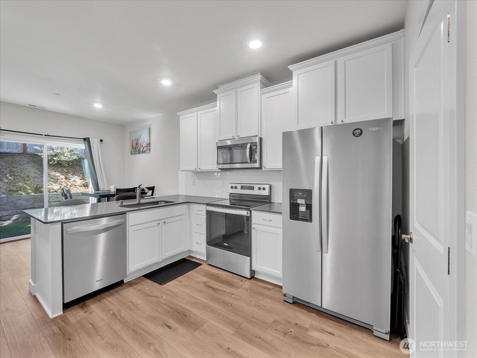 8311 Gilman Way Property Photo 6