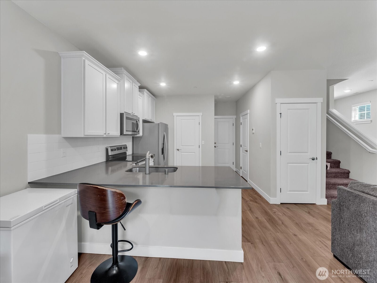 8311 Gilman Way Property Photo 9