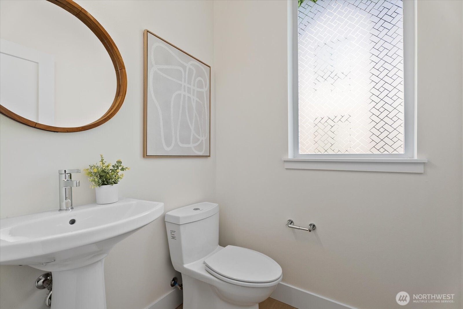 18518 Thorsk Street C5 Property Photo 11