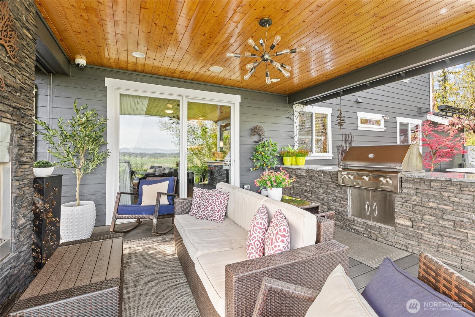 11733 Seattle Hill Road Property Photo 32