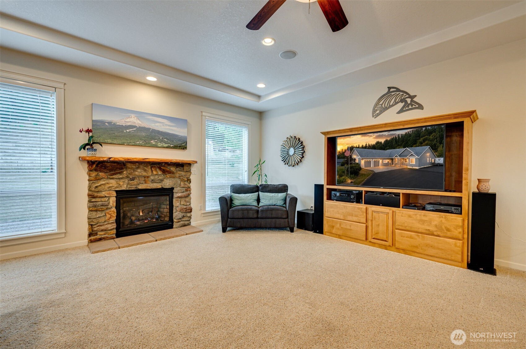805 Insel Road Property Photo 4