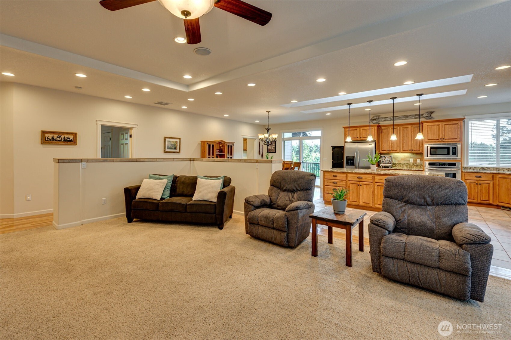 805 Insel Road Property Photo 5