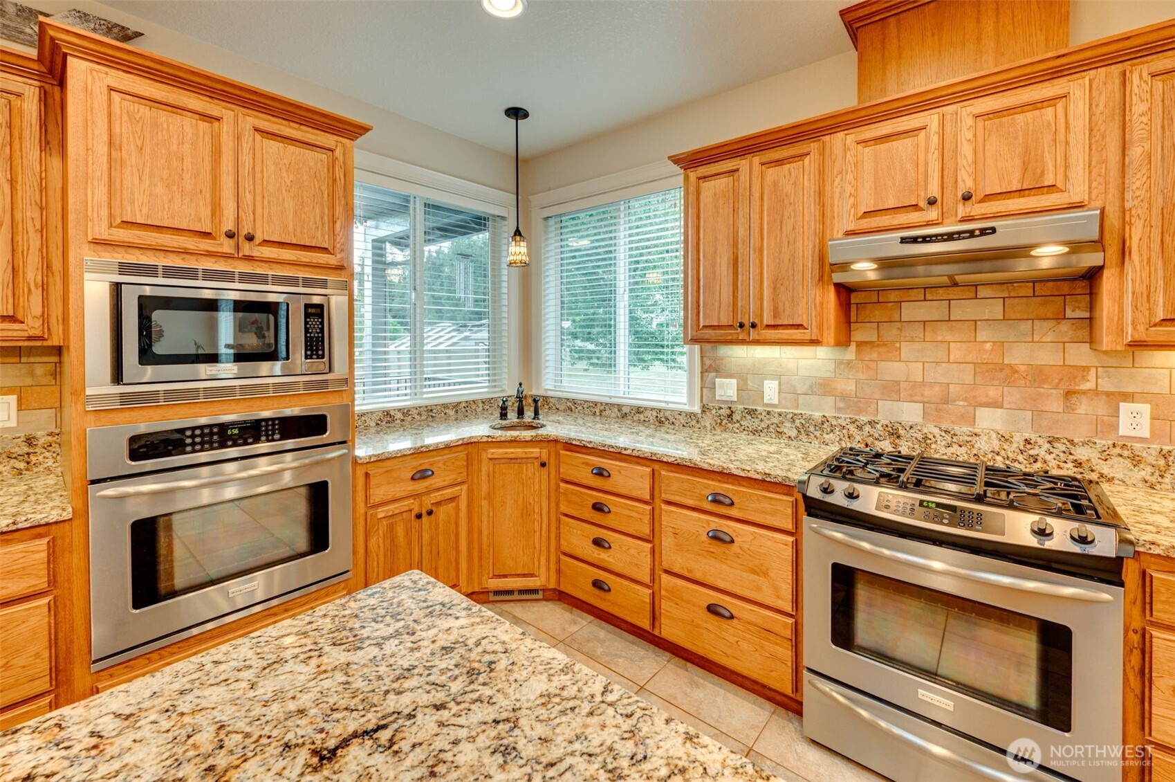 805 Insel Road Property Photo 7