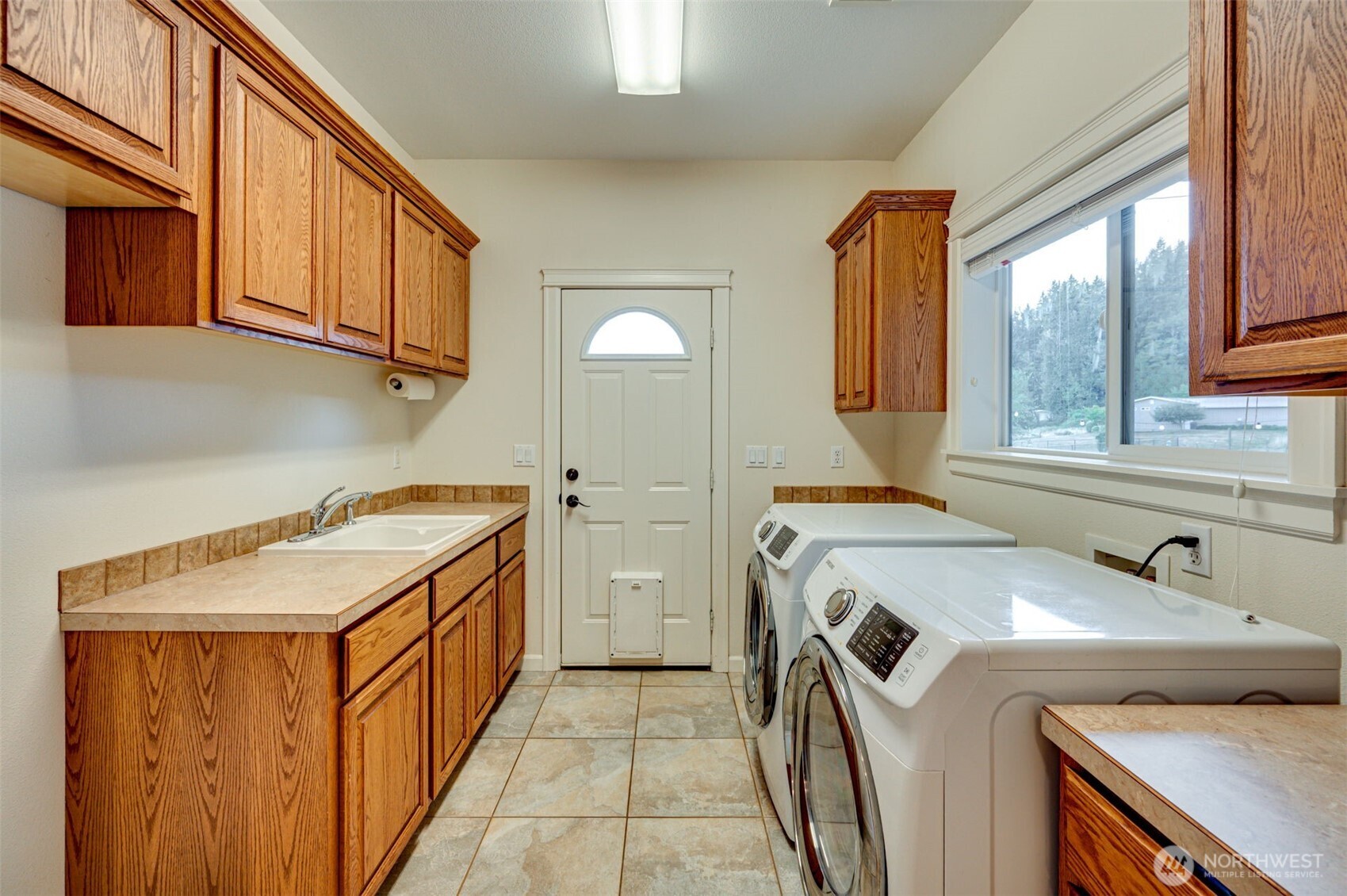 805 Insel Road Property Photo 22