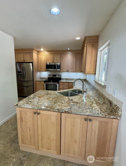 15944 Ne Lemolo Shore Drive Property Photo 11