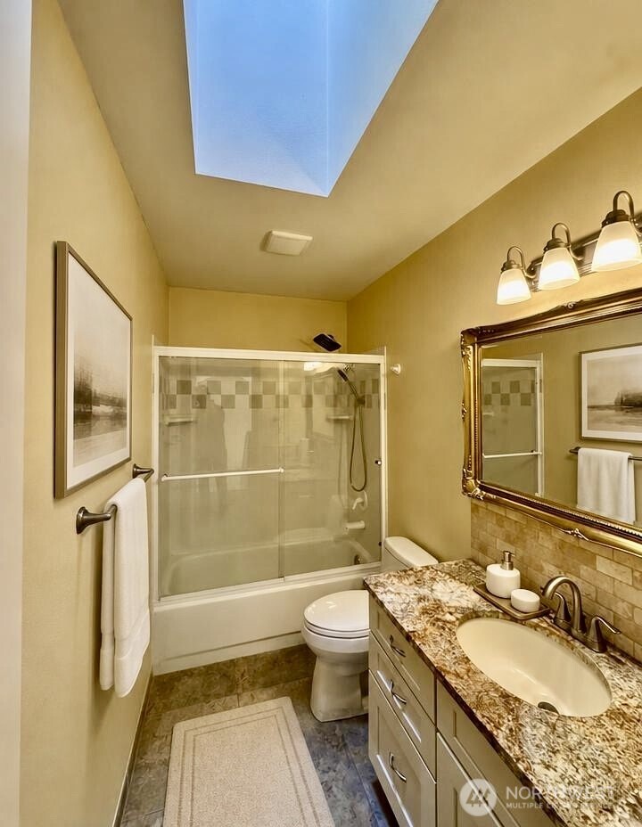 15944 Ne Lemolo Shore Drive Property Photo 18