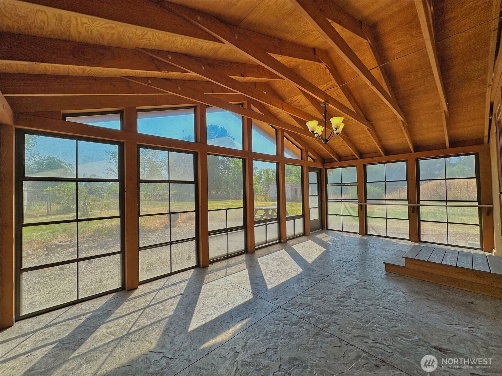 1211 Hughes Lane Property Photo 22