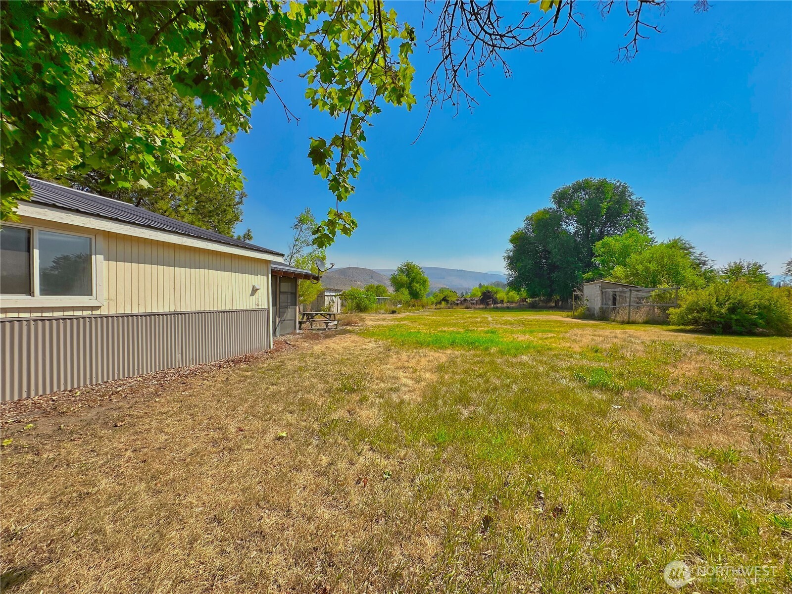 1211 Hughes Lane Property Photo 23