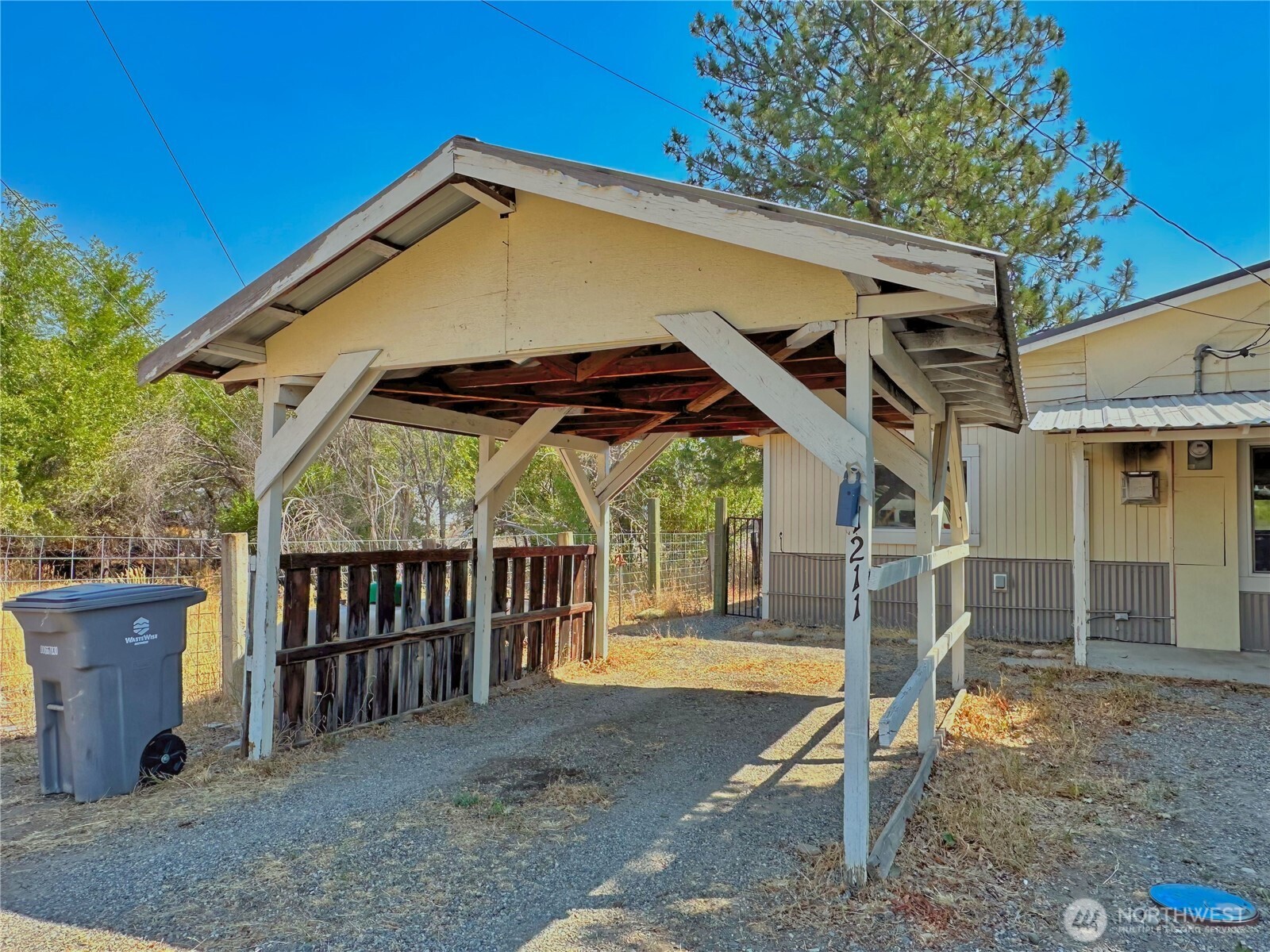 1211 Hughes Lane Property Photo 29