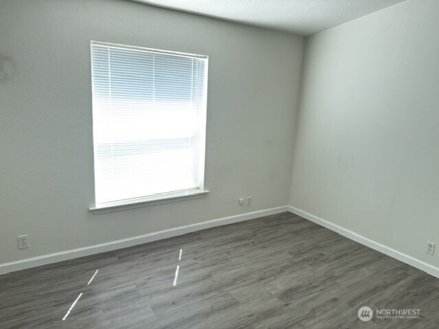 15410 122nd Avenue Ct 9 Property Photo 4