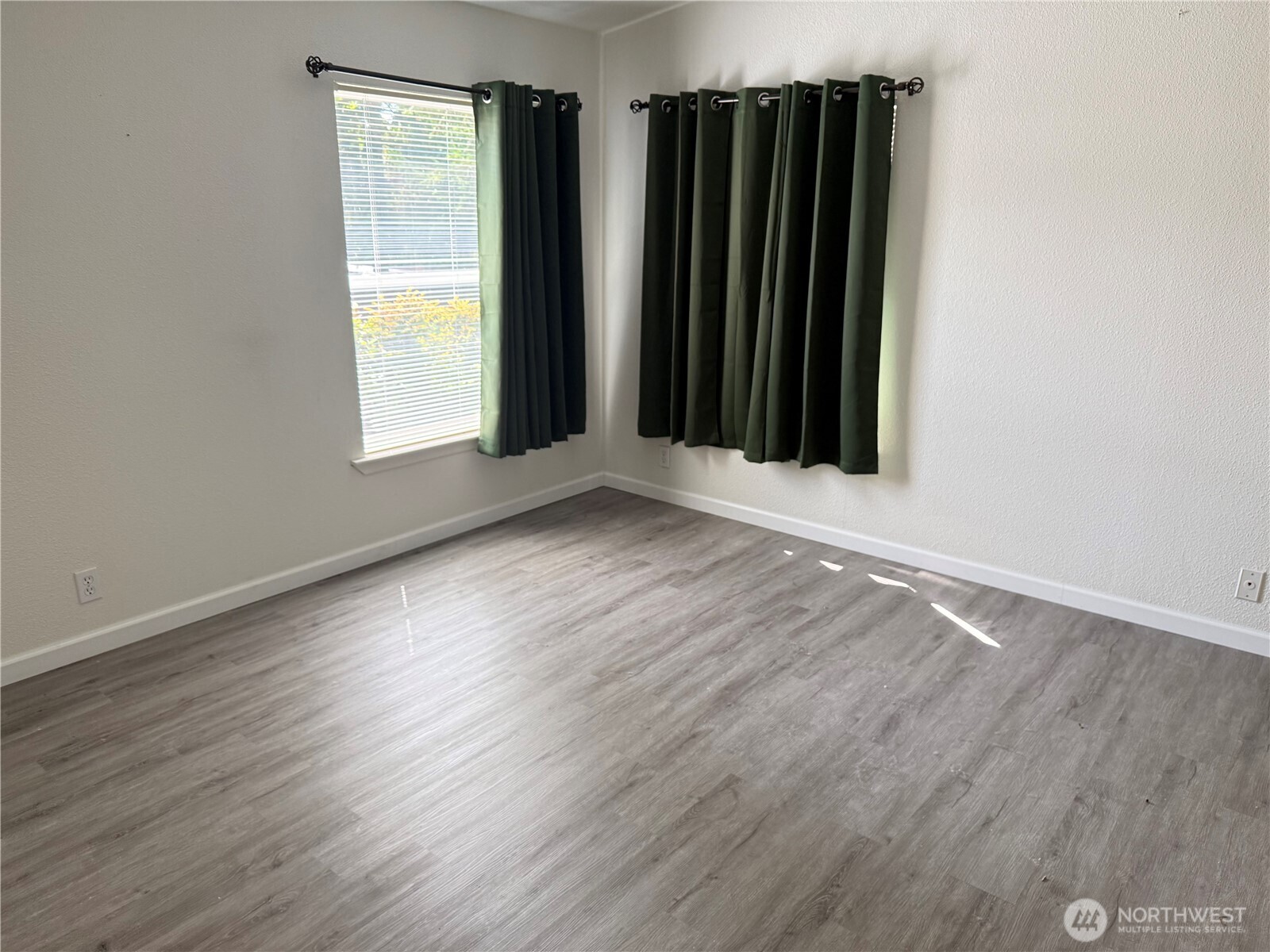 15410 122nd Avenue Ct 9 Property Photo 5