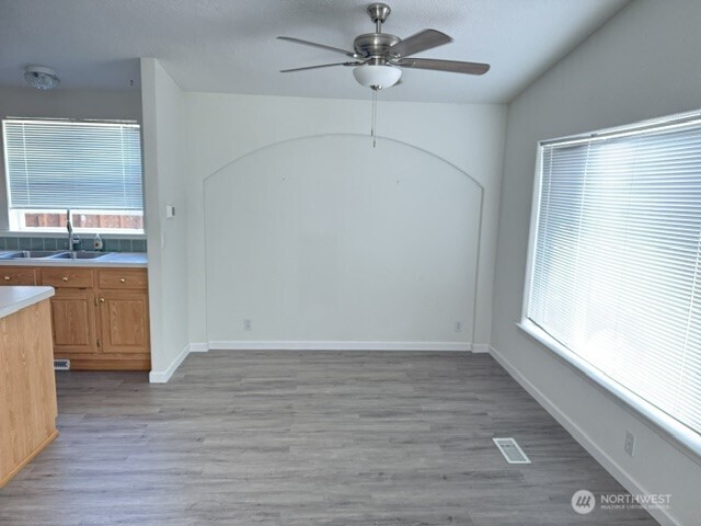 15410 122nd Avenue Ct 9 Property Photo 6
