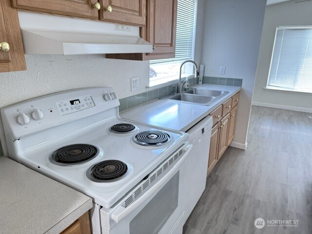 15410 122nd Avenue Ct 9 Property Photo 9