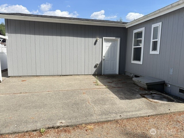 15410 122nd Avenue Ct 9 Property Photo 16