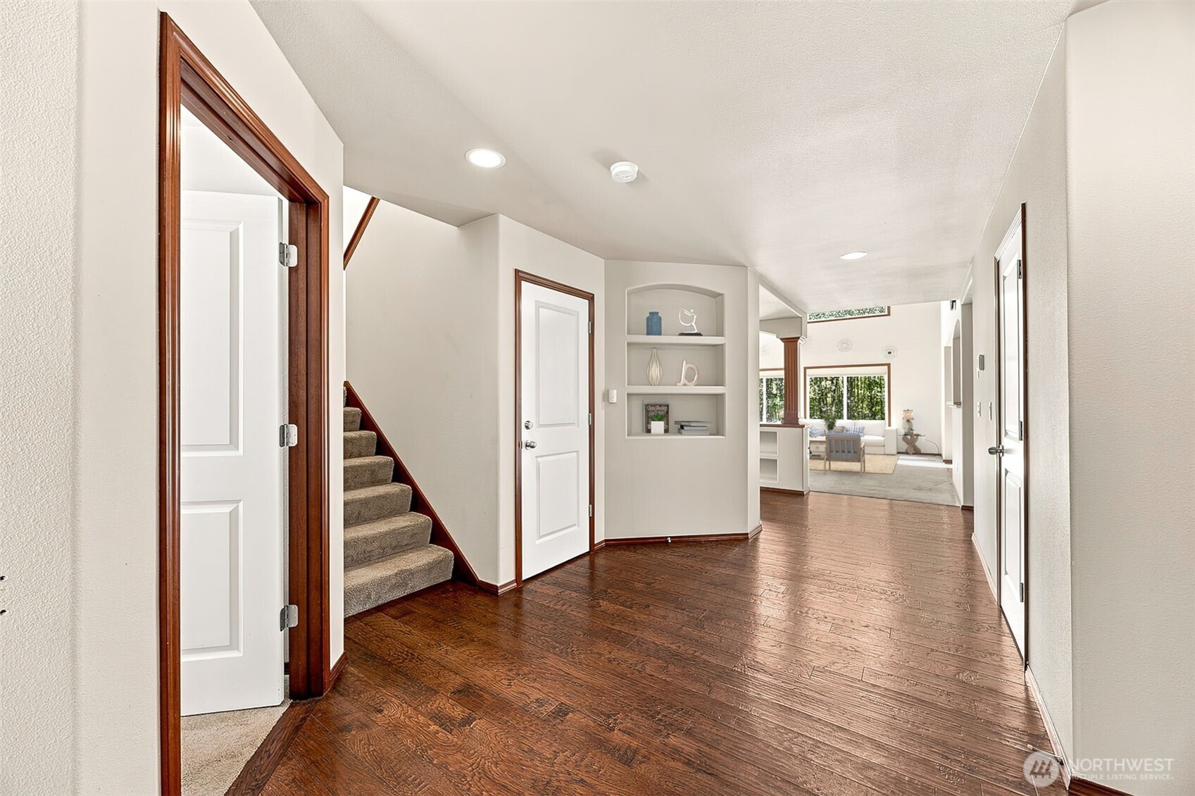 17700 82nd Drive Property Photo 4