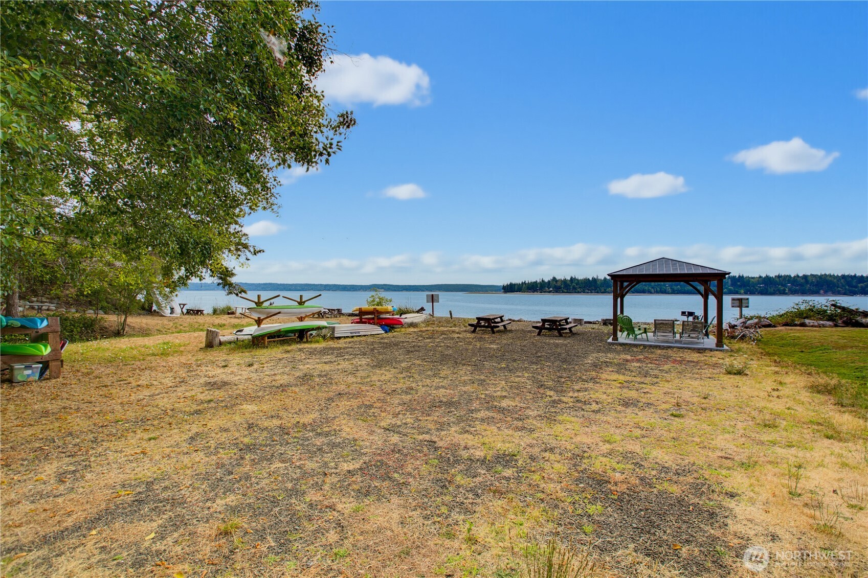 640 E Rauschert Road Property Photo 31