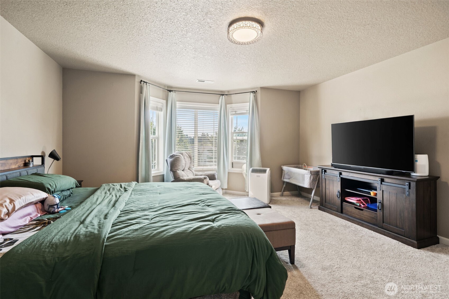 3319 Bali Street Property Photo 19