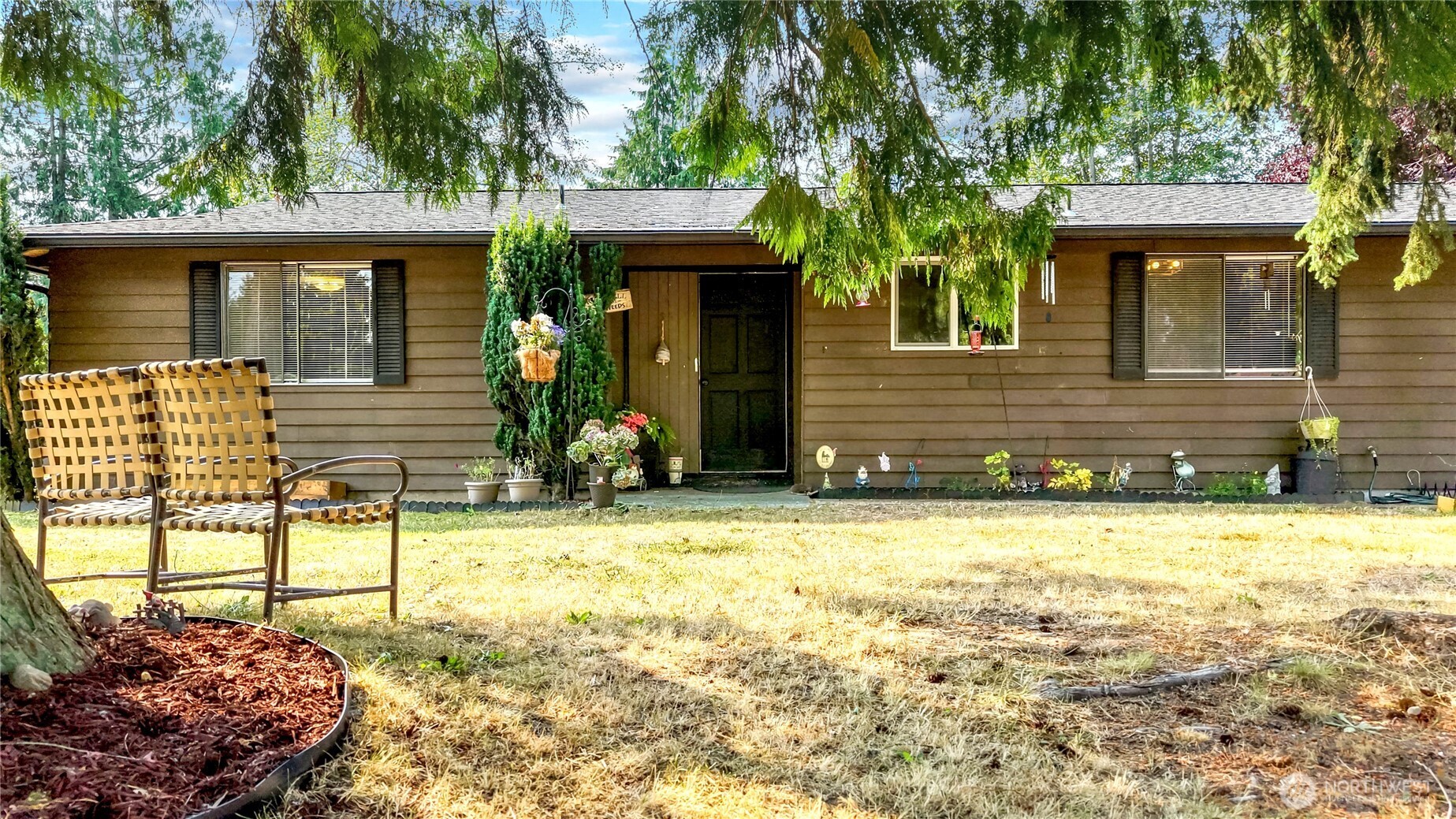 2422 Hennessy Lane Property Photo 3