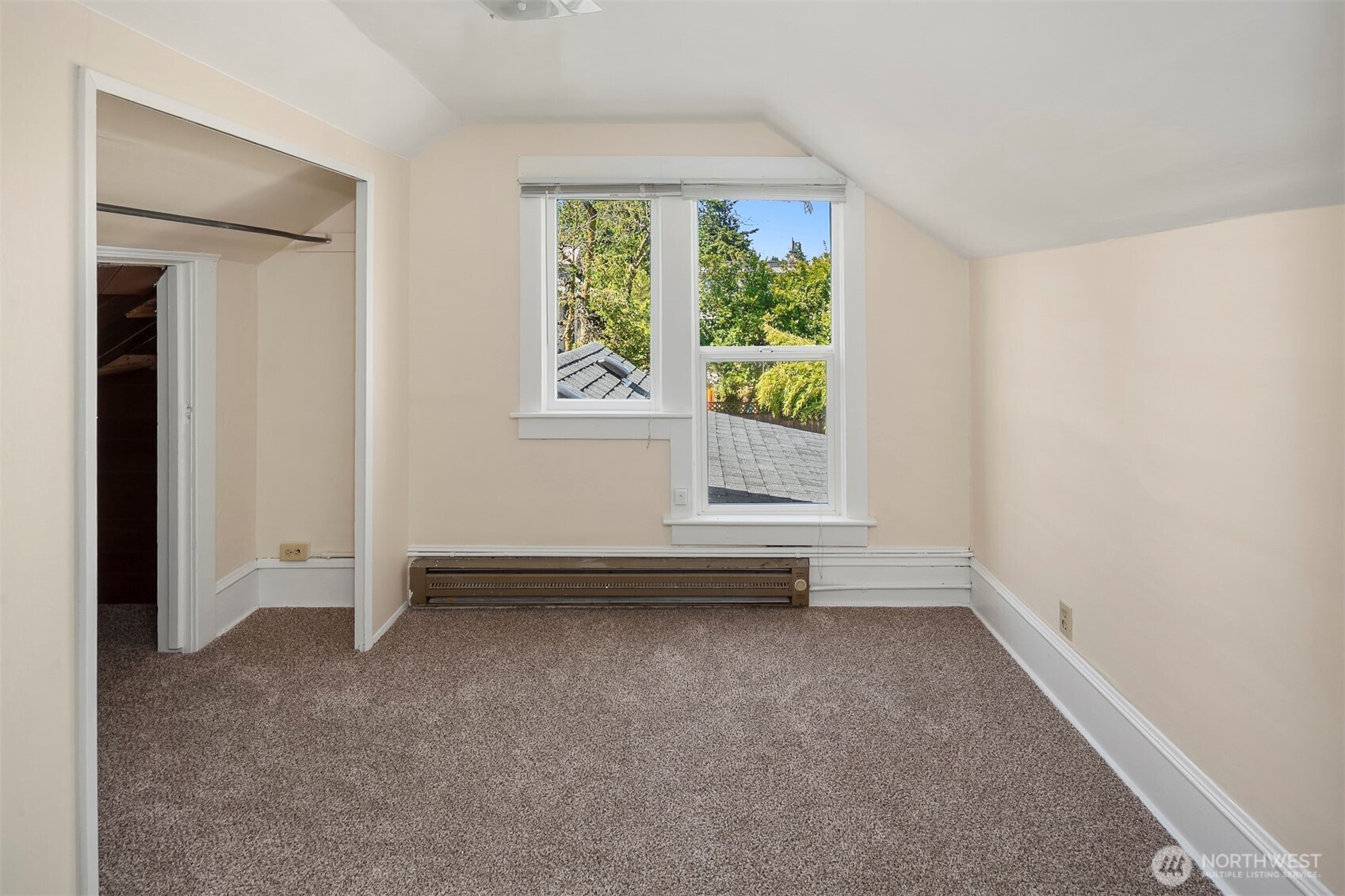 332 Ne 50th Street Property Photo 11
