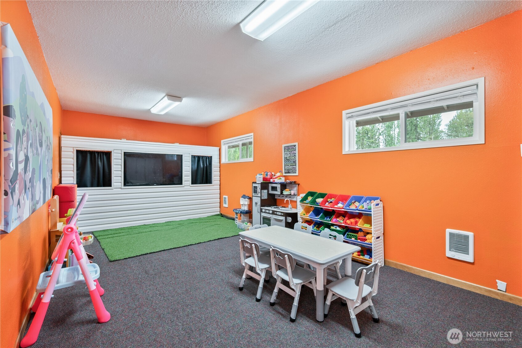 1435 33rd Avenue Property Photo 17