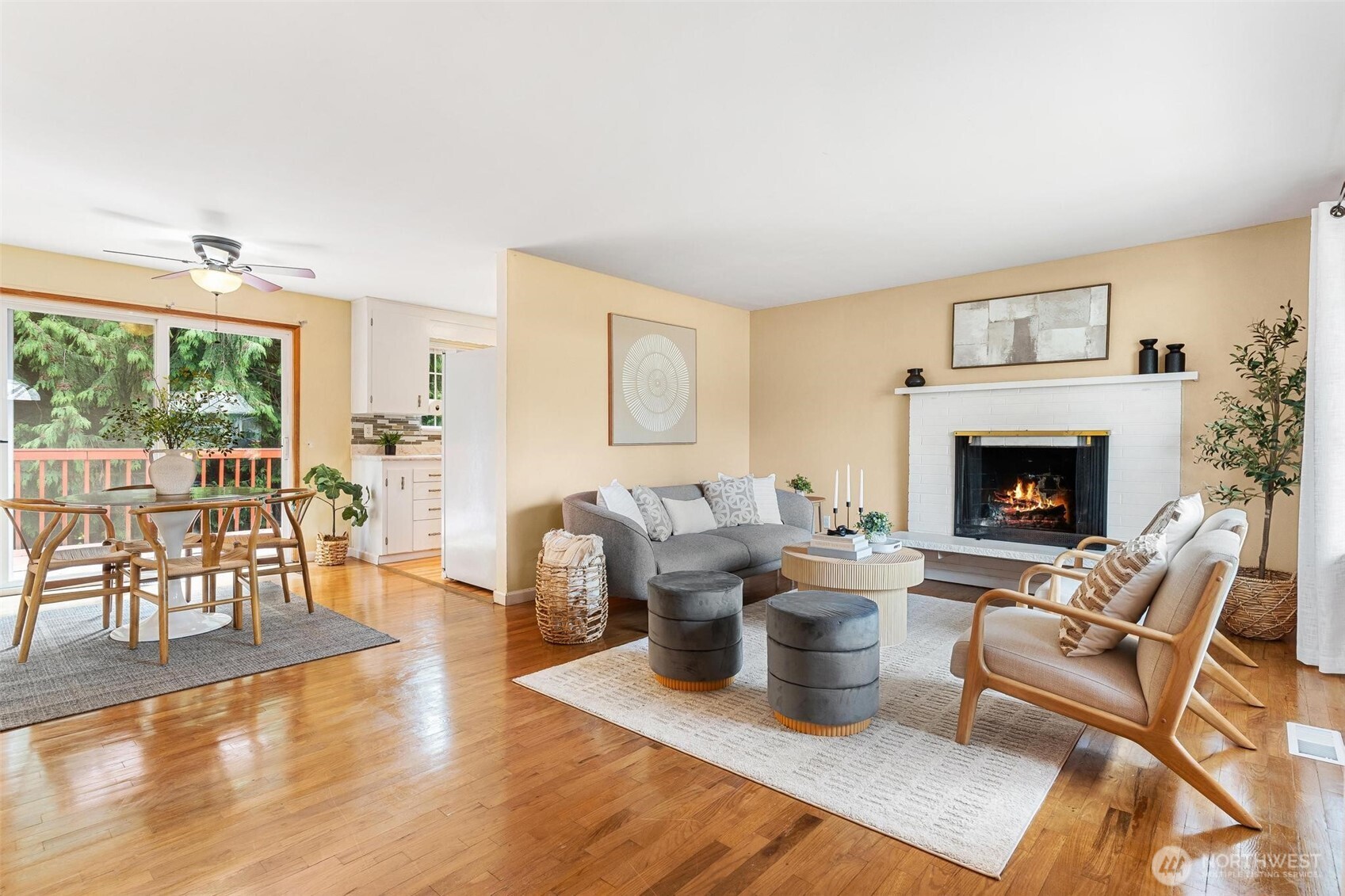 29356 38th Place Property Photo 3