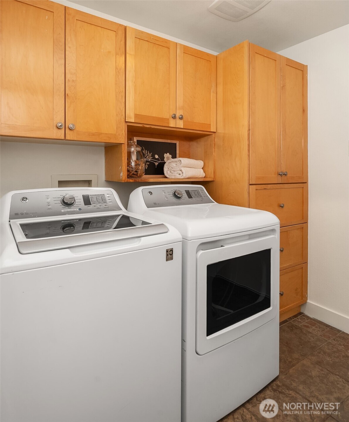 11517 Tyler Place Property Photo 24
