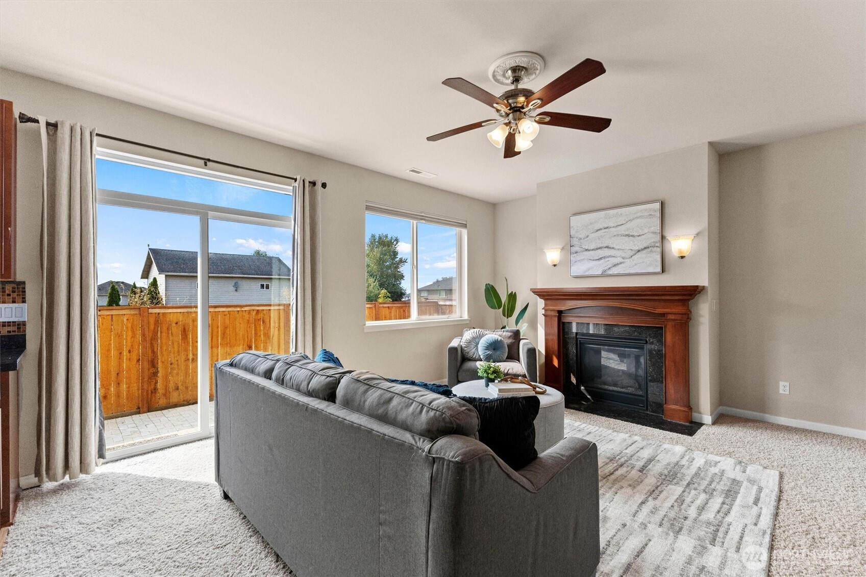 1008 81st Drive Property Photo 10