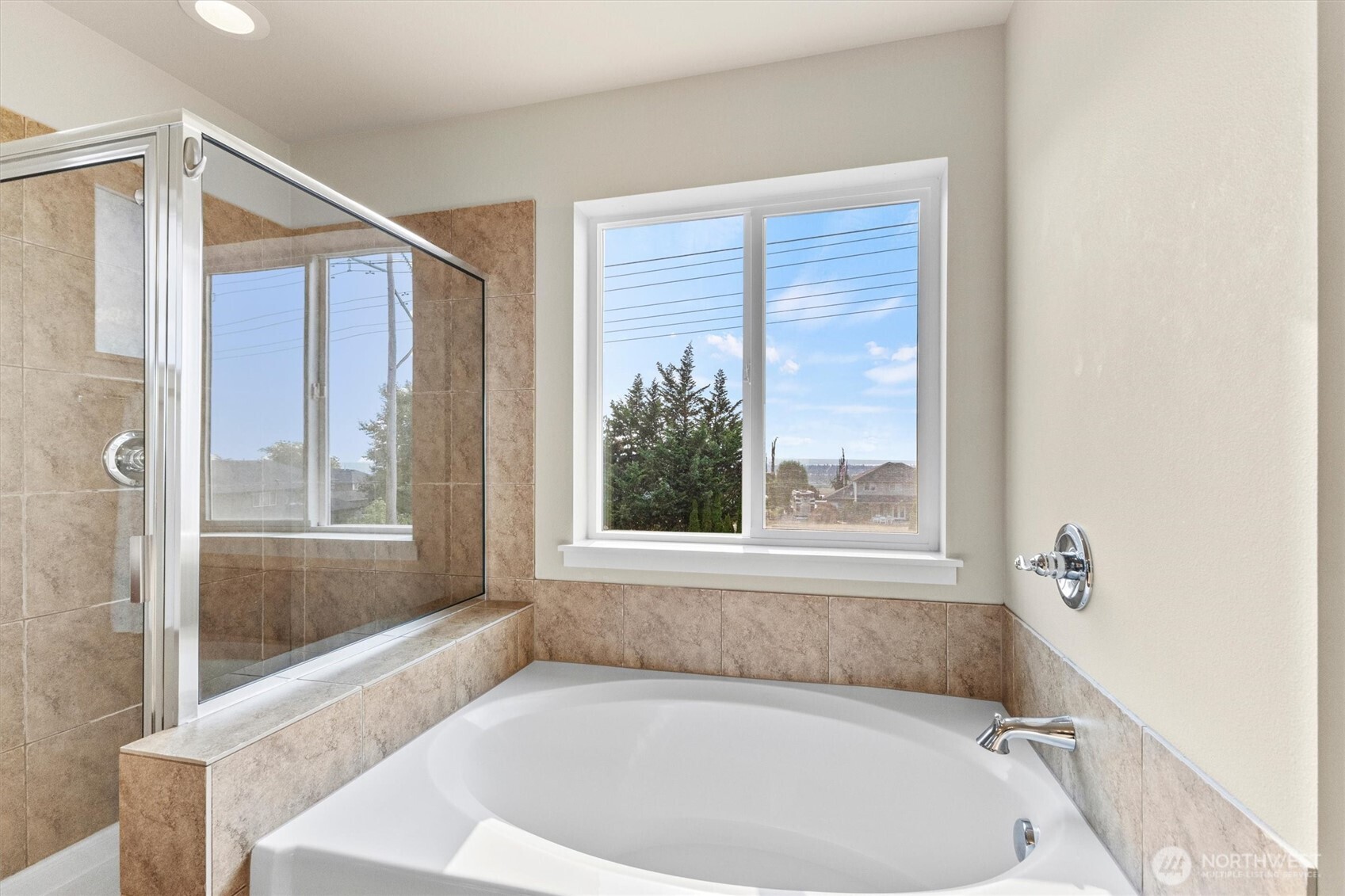 1008 81st Drive Property Photo 25