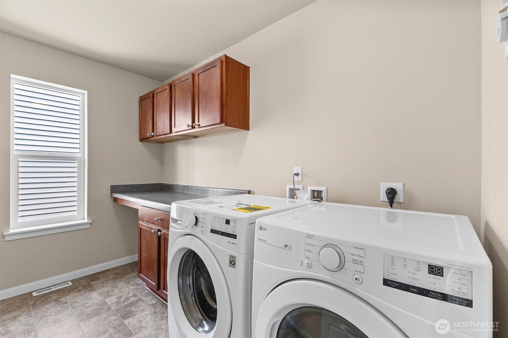 1008 81st Drive Property Photo 31
