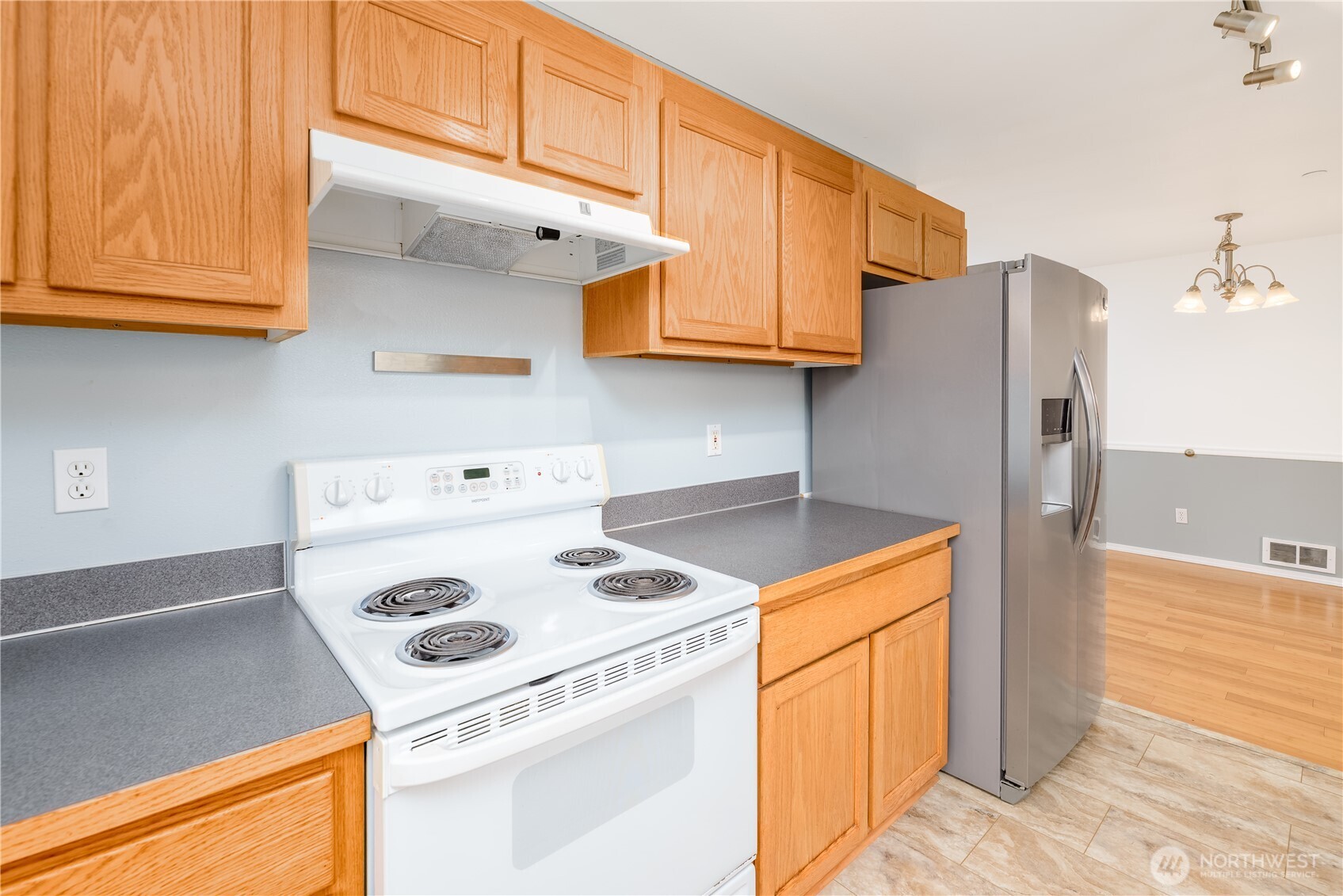 2419 Arbutus Ln Property Photo 11