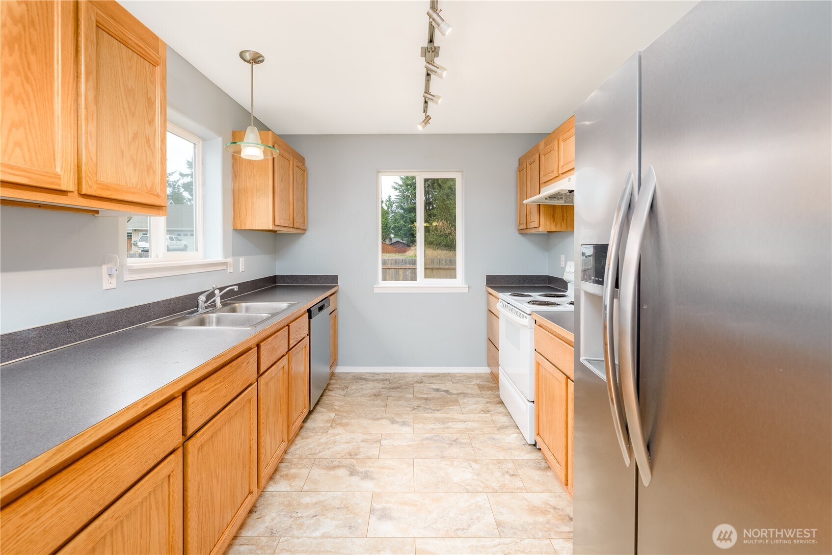 2419 Arbutus Ln Property Photo 12