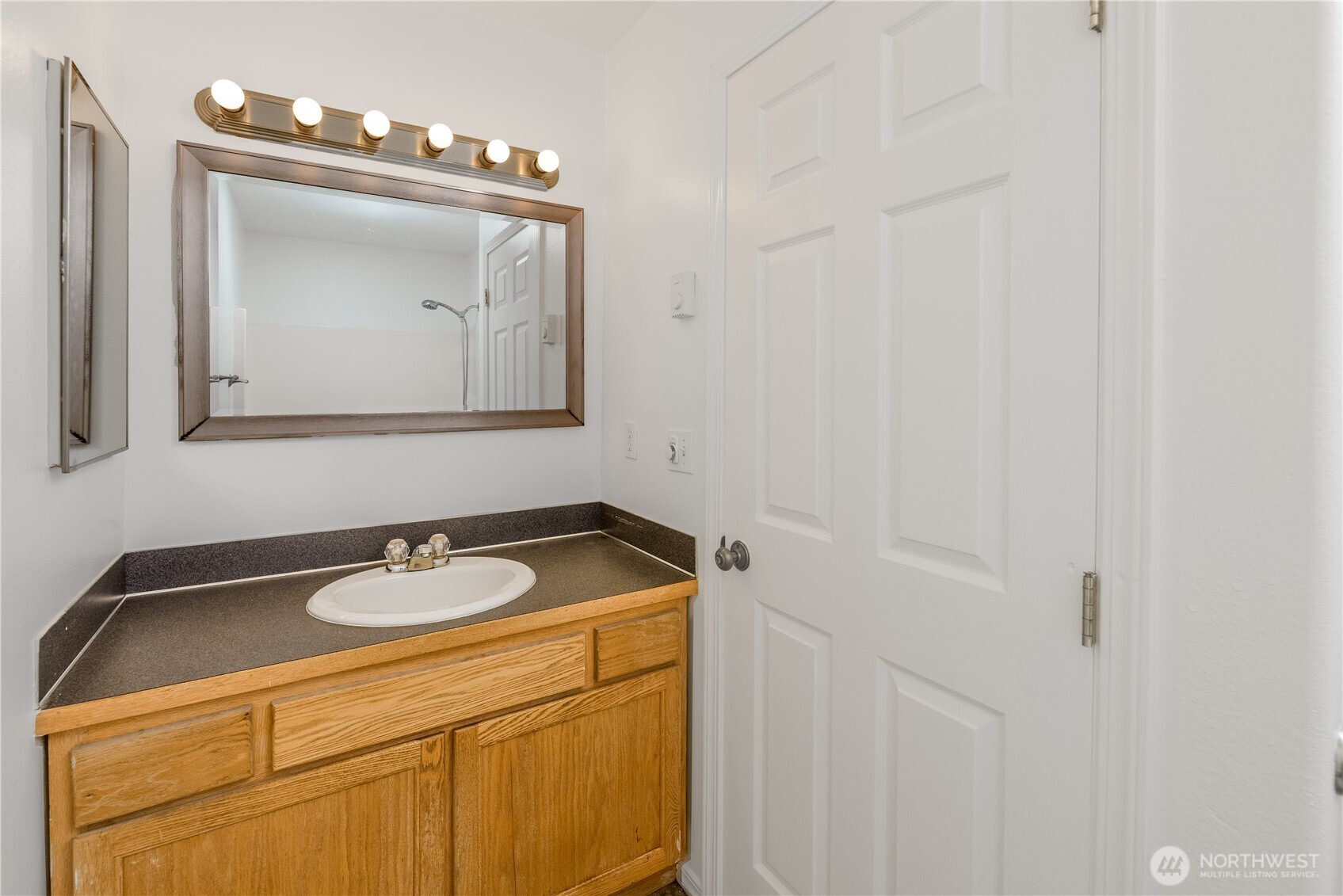2419 Arbutus Ln Property Photo 17
